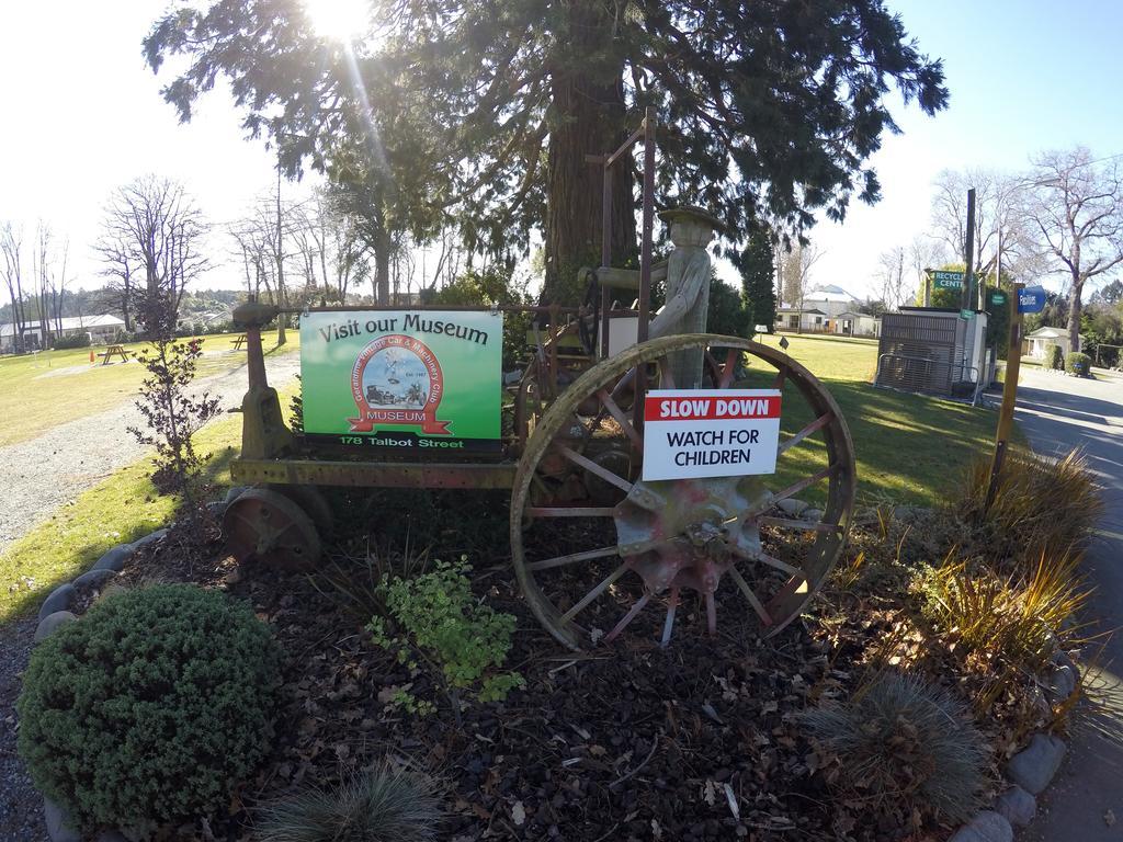 Geraldine Top 10 Holiday Park Exterior foto